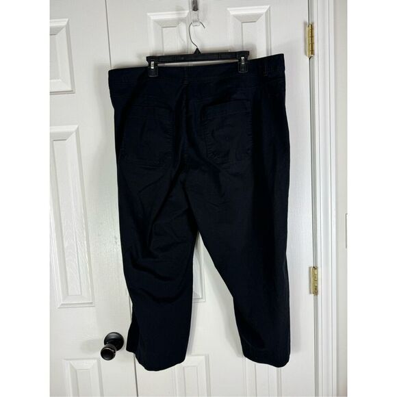 Old Navy Womens Secret Slim Pocket Hi Rise Black Capris Size 22 Plus - Picture 2 of 4